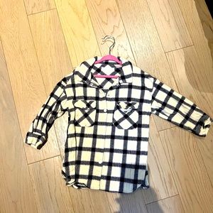 Kids schaket from zara excellent used condition perfect for fall